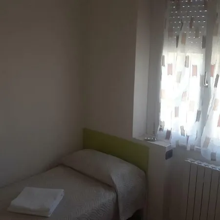 בית הארחה Vroom510 3*